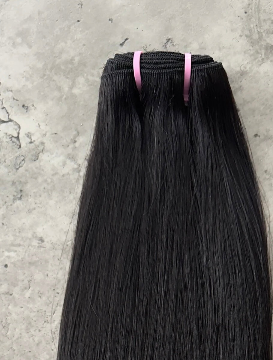 RAW HUMAN HAIR STRAIGHT BUNDLES