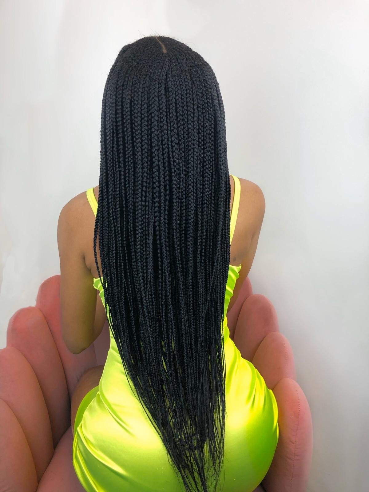 Bonang: Black Synthetic Fibre Braided Wig
