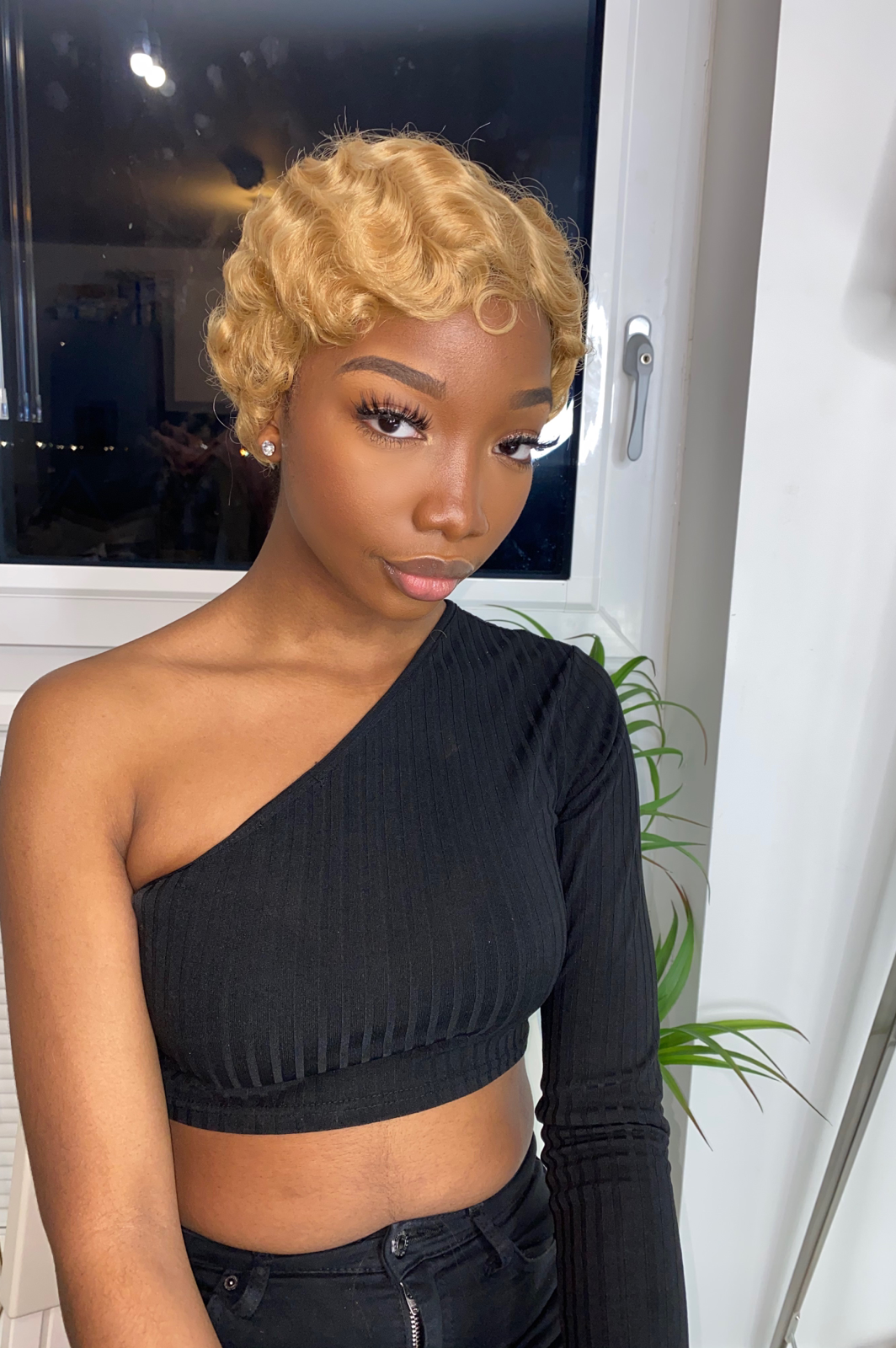 Pana Blonde: Short Curly Heat Resistant Synthetic Fibre Wig