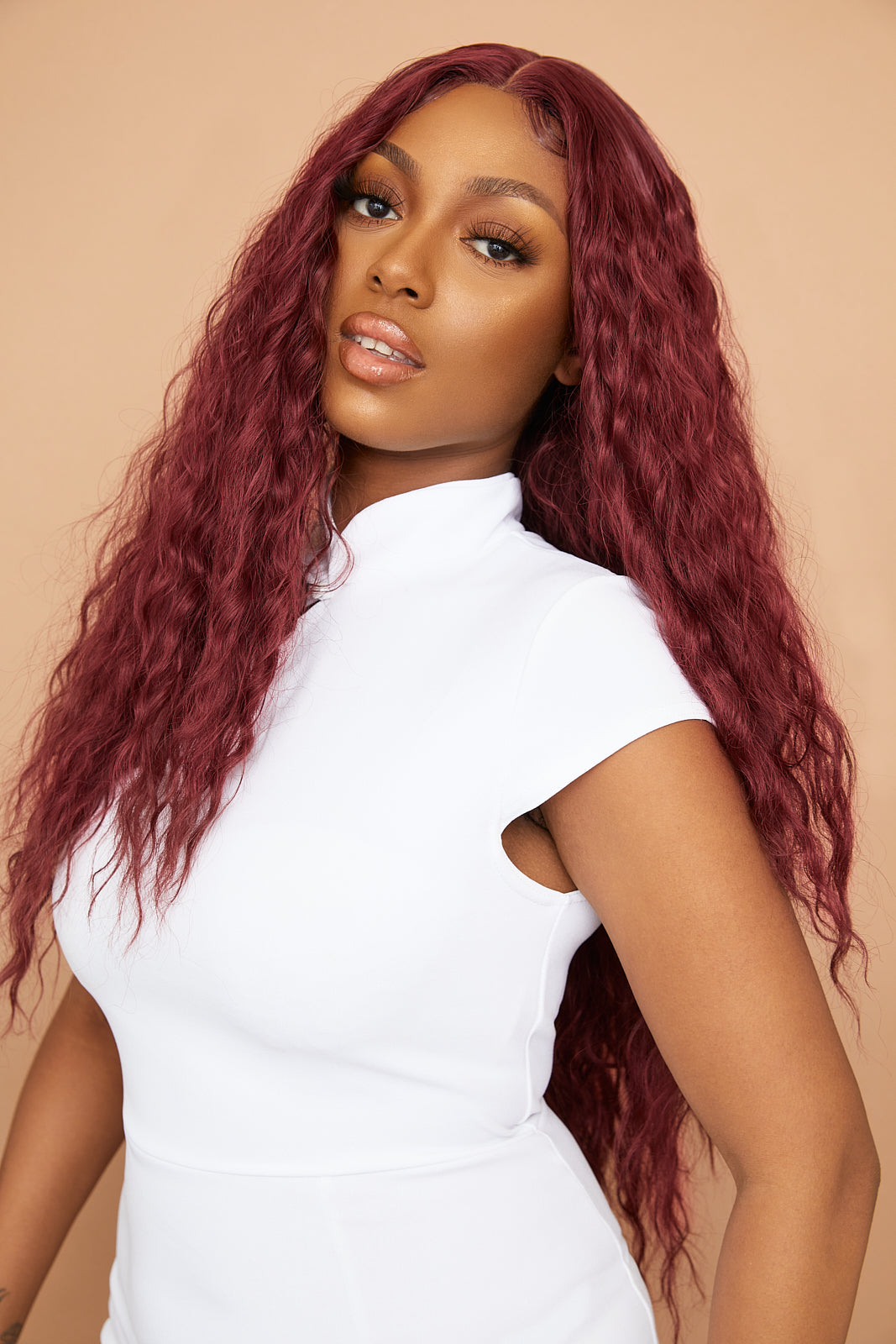 Ivy: 26-Inch Long Heat Resistant Synthetic Fibre Red Wig